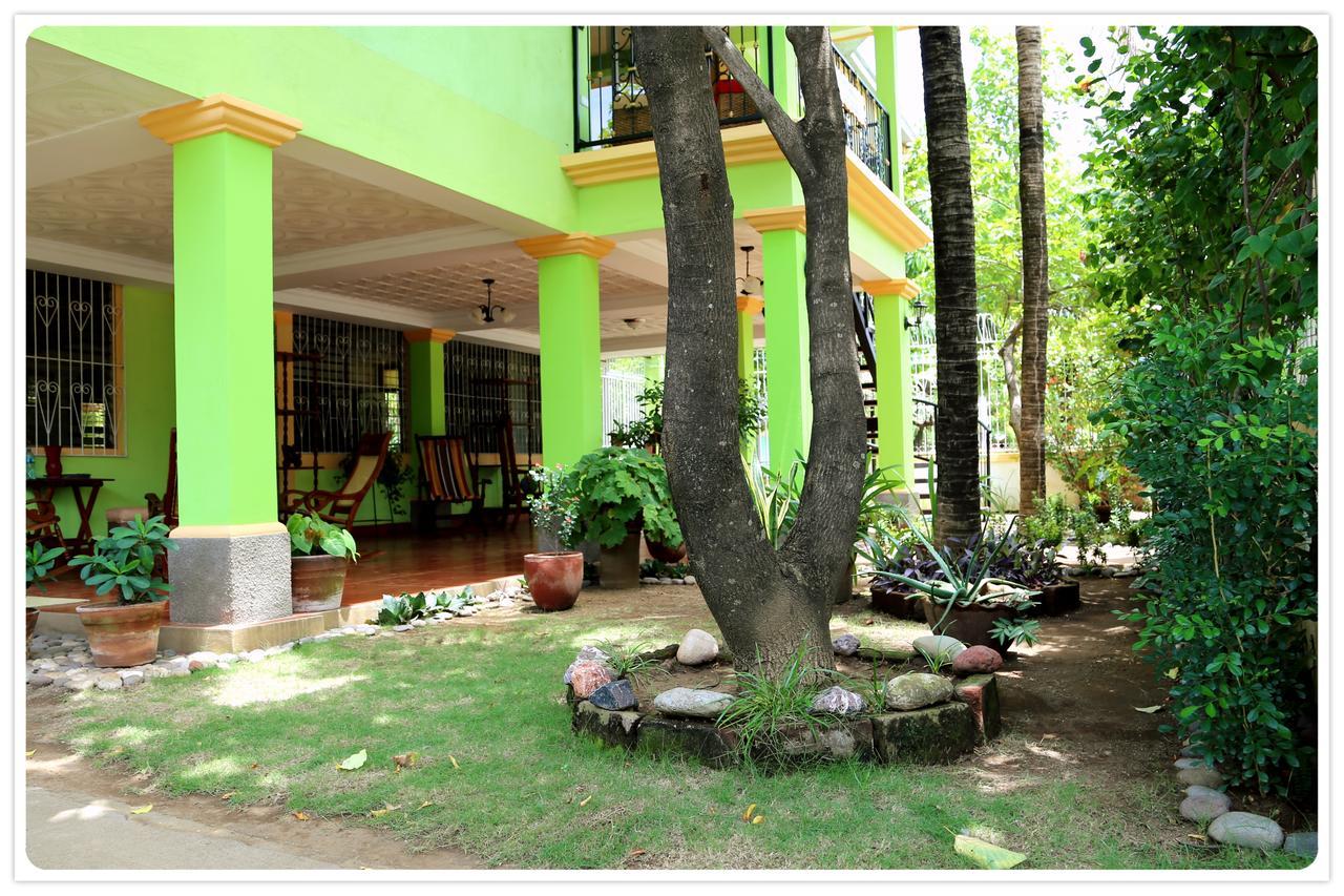 Hostal San Antonio León Exterior foto
